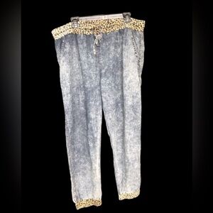 Leopard trim denim look pants